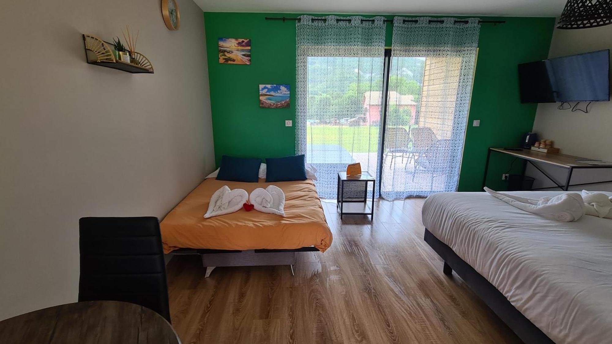 Bed & Breakfast Charda *